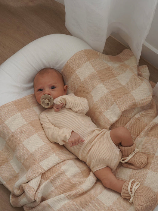 Caramel Gingham Knitted Blanket