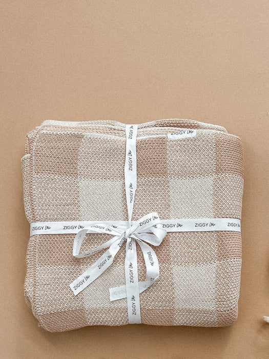 Caramel Gingham Knitted Blanket